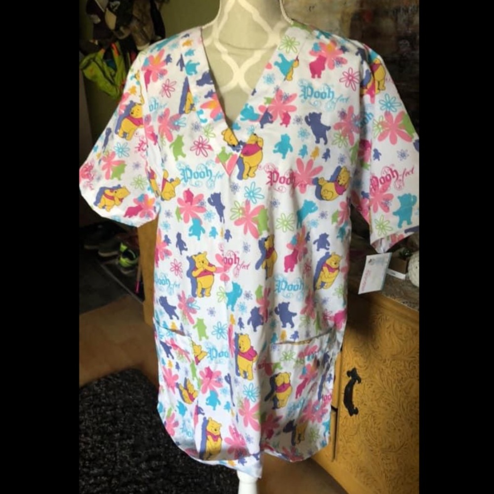 BNWT Scrub Top Large Winnie The Pooh